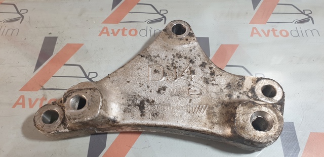 Кронштейн подушки (опори) двигуна, лівої 11253JD710 NISSAN