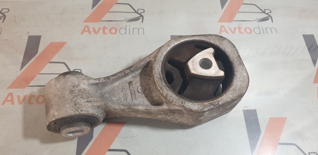 Подушка (опора) двигуна, права задня 113501KC0A NISSAN