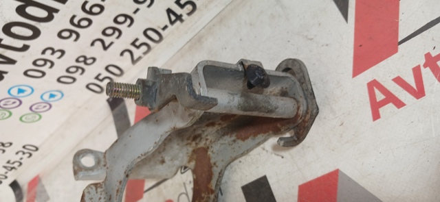 Кріплення генератора 11711AA051 SUBARU