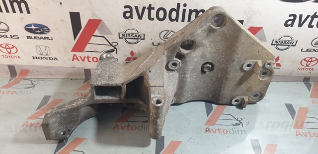 Кронштейн компресора кондиціонера 11910EB300 NISSAN