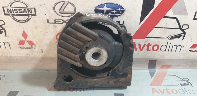 Подушка (опора) двигуна, передня 1236126120 TOYOTA