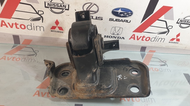 Ліва опора двигуна 1237226050 TOYOTA
