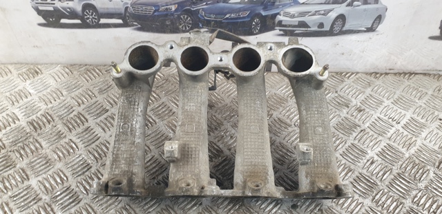 Колектор впуск нижній 140038H300 NISSAN