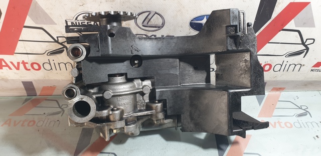 Насос маслозакачуючий 1501000Q1F NISSAN