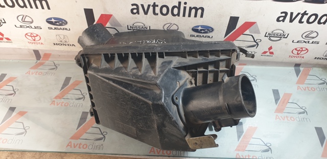 Корпус повітряного фільтра 16500AU600 NISSAN