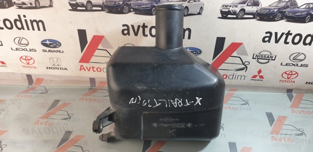 Резонатор повітряного фільтра 165858H302 NISSAN