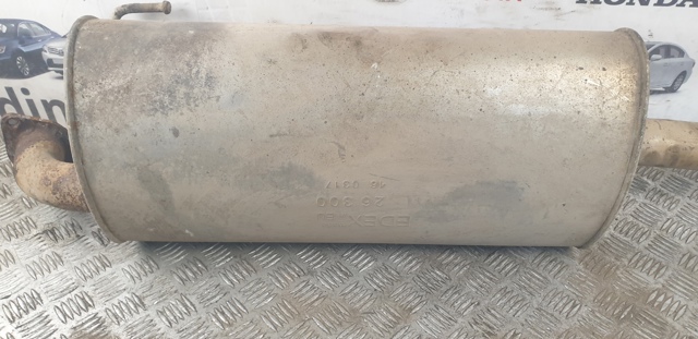 Середній глушник 1740367040 TOYOTA