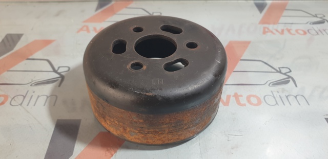 Шків водяного насоса 210511KT0A NISSAN