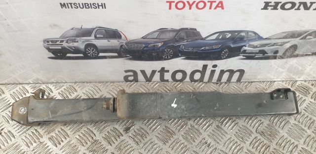 Кронштейн радіатора верхній, лівий 21555EB30A NISSAN