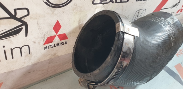 Патрубок дросельний 21869AA170 SUBARU