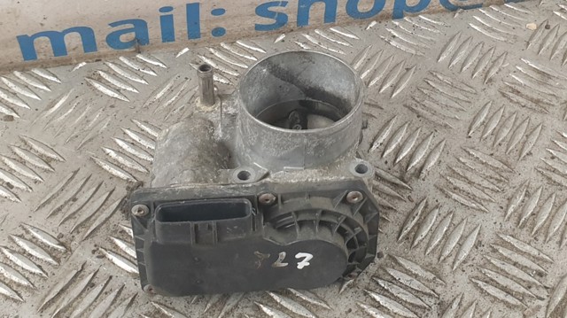 Блок дросельної заслінки 220300T050 TOYOTA