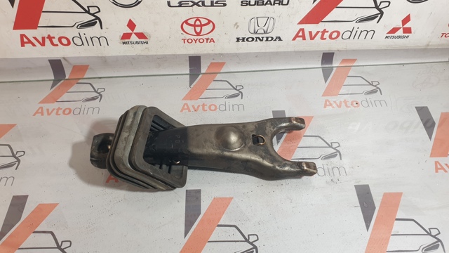 Вилка вимикання зчеплення 22821P20010 HONDA