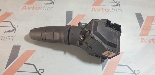 Перемикач підрульовий, правий 252608H905 NISSAN