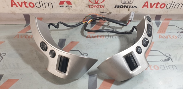 Блок кнопкових перемикачів кермового колеса 25550JH10A NISSAN