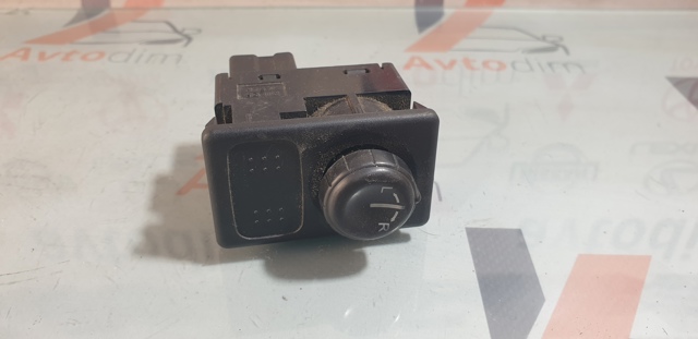 Блок управління зеркалами заднього виду, на торпедо 25570BM400 NISSAN