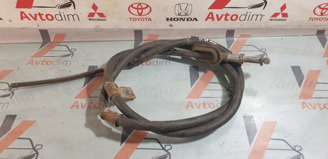 Трос стоянкового гальма задній правий 26012AA031 SUBARU