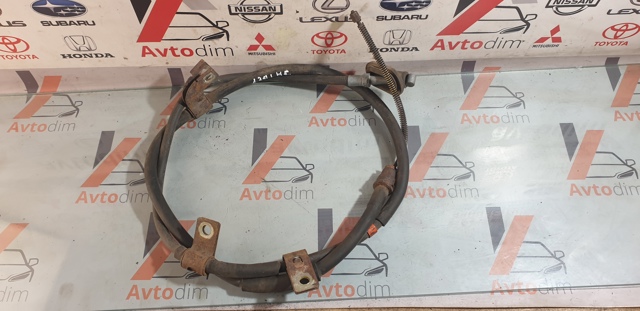 Трос ручника задній правий 26012AA031 SUBARU