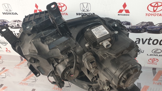 Фара ліва передня 260603UF5A NISSAN