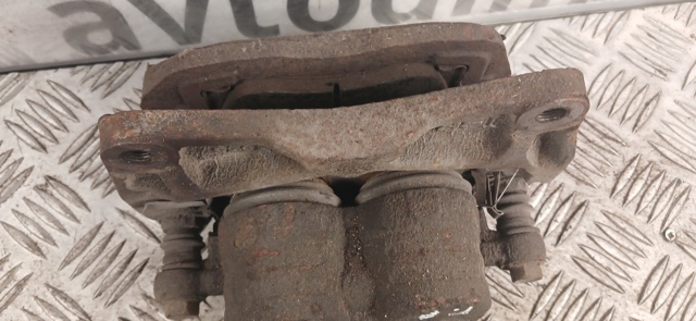 Супорт гальмівний, передній, правий 26292SC021 SUBARU