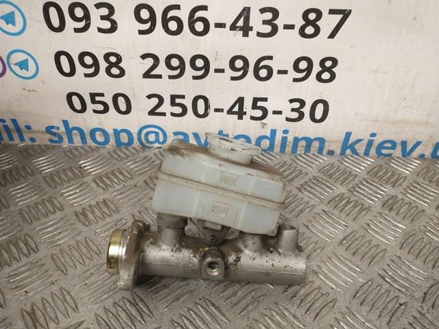 Циліндр головний гальма (Гідротормоз) 26401AC181 SUBARU