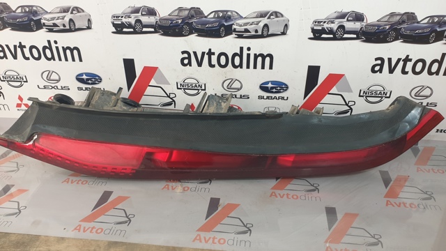 Ліхтар задній правий 265508H326 NISSAN