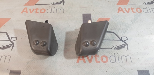 Сопло омивача фари передньої, лівої 28642EB300 NISSAN
