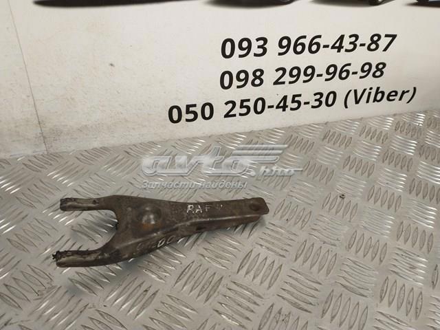 Вилка зчеплення Toyota Camry 3