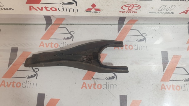 Вилка зчеплення 3120420130 TOYOTA