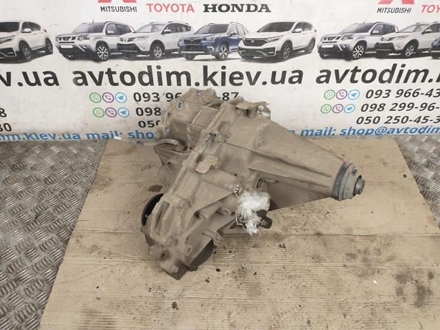 Роздавальна коробка Nissan Navara NP300 3