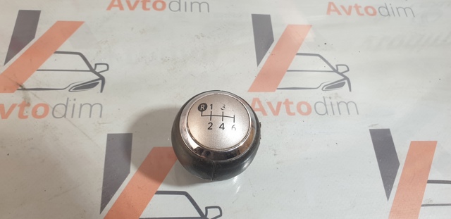 Рукоятка важеля КПП 3350412330C0 TOYOTA