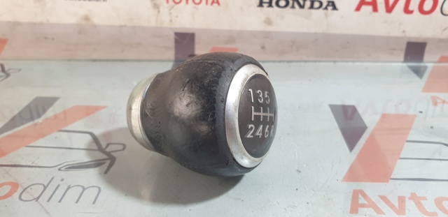 Рукоятка важеля КПП 35022AG043 SUBARU