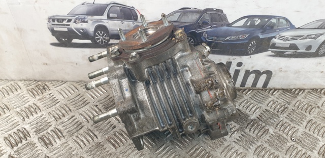 Коробка роздавальна в зборі 3610042120 TOYOTA