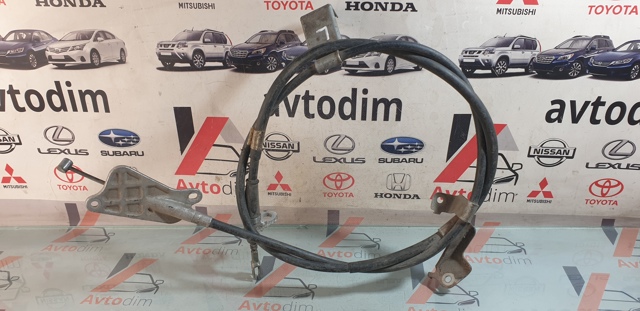 Трос ручника задній лівий 365318H300 NISSAN