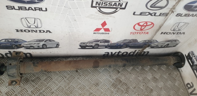 Вал карданний основний заднього моста 37000JG70A NISSAN
