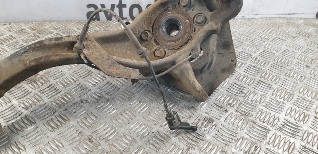 Вісь передня і поворотні кулаки 400145X00C NISSAN