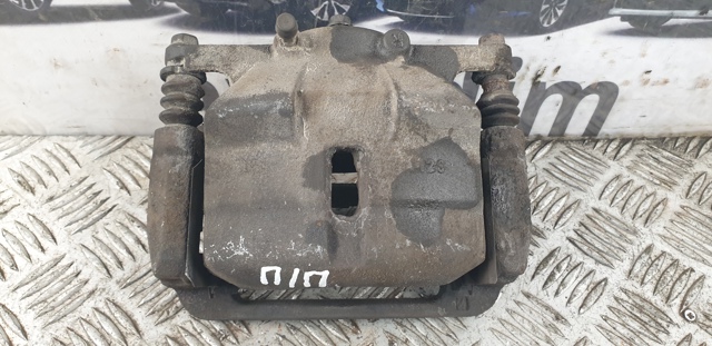 Супорт гальмівний, передній, правий 41001JD00A NISSAN