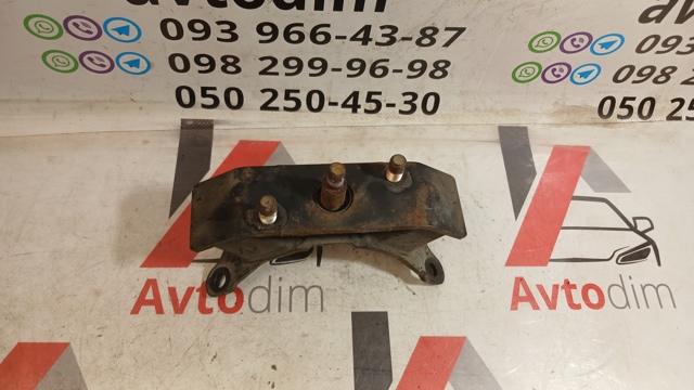 Подушка коробки передач 41022AG100 SUBARU