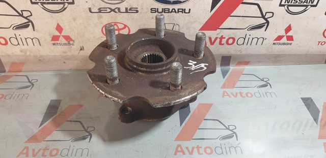 Маточина задня 4241042040 TOYOTA