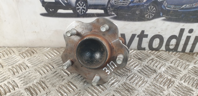 Маточина заднього колеса 432021KA0A NISSAN