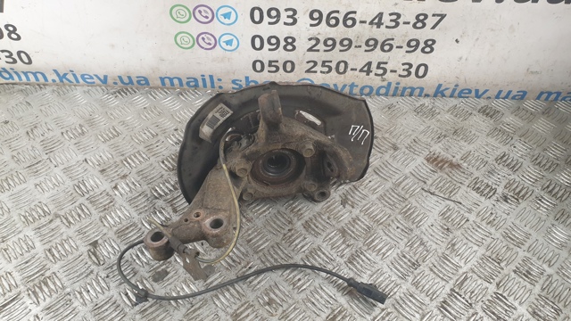Цапфа поворотна права 4321105090 TOYOTA