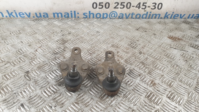 Кульова опора, нижня 4333009770 TOYOTA