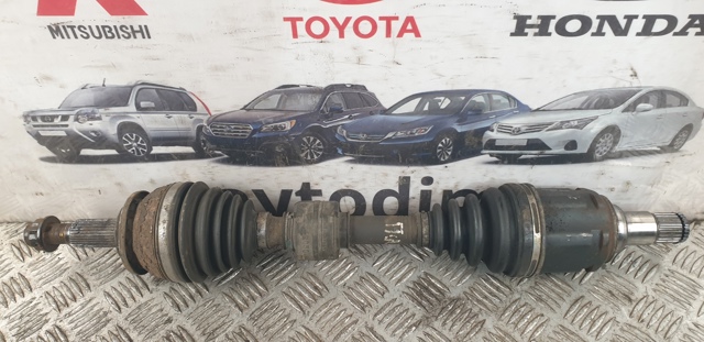Піввісь передня ліва 4342042200 TOYOTA