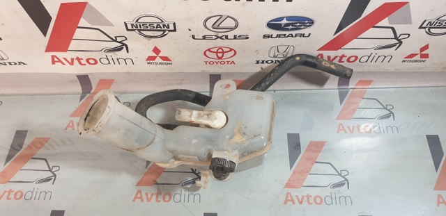 Бачок головного гальмівного циліндру 4627A027 MITSUBISHI