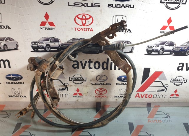 Трос ручника передній 4641060690 TOYOTA