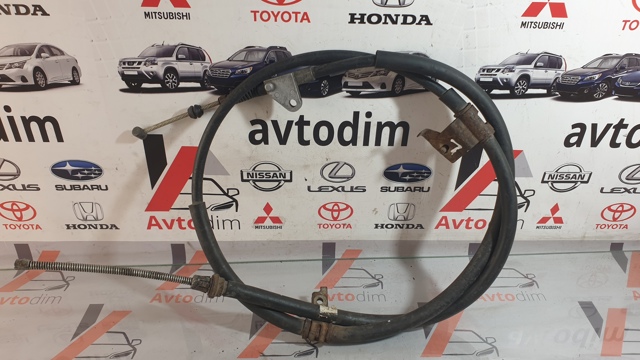 Трос ручника задній правий 4642020520 TOYOTA