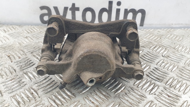 Супорт гальмівний, передній, правий 4773009011 TOYOTA