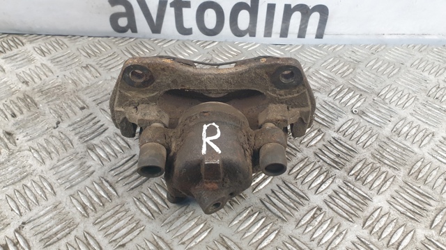 Супорт гальмівний, передній, правий 4773021010 TOYOTA