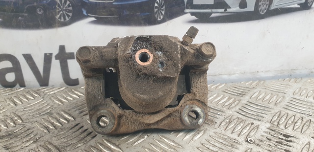 Задній гальмівний супорт лівий 4785042070 TOYOTA