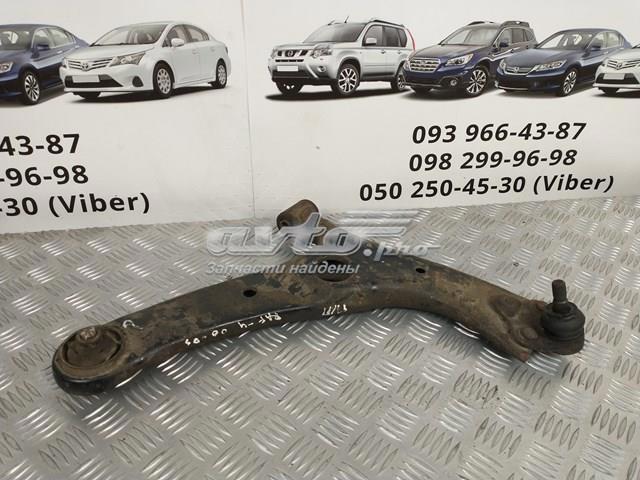 Правий важіль передній нижній підвіски 4806842040 TOYOTA