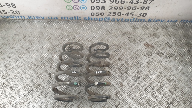 Пружина задня 4823105500 TOYOTA